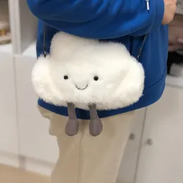 Skolväskor söt moln axelväska för kvinnor flickor mjuk kawaii fluffig liten trendmynt handväska barn modedesigner crossbody 230816