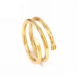 Luksusowe pierścionki pierścieniowe pierścienie biżuterii ze stali nierdzewnej złota pierścionki zaręczynowe Pierścień Kobieta projektant biżuterii kanał biżuterii Diamentowe pierścionki dla kobiet srebrne Halloween