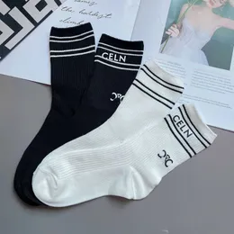 İlkbahar ve Yaz Yeni Çoraplar Çocuk Çift İğne İnce Pamuk Çizgili Silikon Etiket Moda Avrupa Çorapları Moda Orta Tüp Çoraplar02