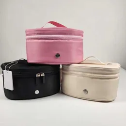 Trendy Oval Top Sacks Cosmetic Bags Luxury Designer Bag Womens Makeup Pouch Bag Water Proof Duffel Designer Purse Nylon Handbag Travel Wash Toiletry Bags