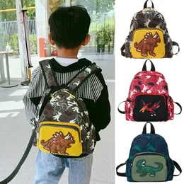 Mochilas Cartoon Dinosaur Children Saga de jardim de infância de alta capacidade Anti -Lost Bag Boy School School Kids Backpack 230818