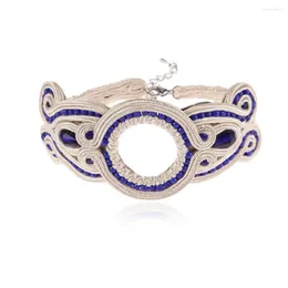 Charm armband ihålig ut design soutache etnisk stil armband 2023 mode smycken kvinnor läder handgjorda vävning beige blå