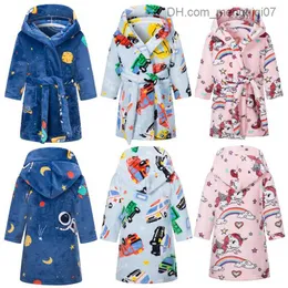 Pyjamas 2020 New Unicorn Hoodie Pyjamas Kinderflanellbad Baby Bad Astronaut Jungen und Mädchen Pyjamas Kinderpyjama 1-8Y Z230818