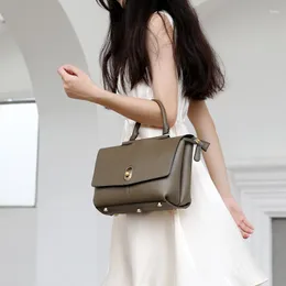 Akşam çantaları 2023 moda kadın çanta gerçek deri kadın omuz çantası büyük kapasiteli vintage bayanlar el