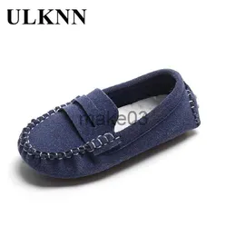 Sneakers pojkar småbarnsko 18y nyfödda infan platt casual flickor loafers slipon mjuka nya barn sportskor läder barn moccasins j230818