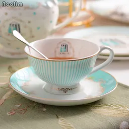 Muggar Noolim Ceramic Tea Cup and Saucer Set Designer Bone China Coffee Porcelain Afternoon Black Coffee Producer 230818