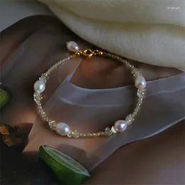 Charm Bracelets Koreanische Mode natürliche Süßwasserperle für Frauen kleine glänzende Kristallperlen Strang Armband Freundschaft Schmuck Geschenke