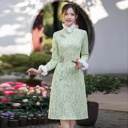 Etniska kläder Sweet Elegant Women's Cheongsam Autumn Winter Lace Plush Tjockning Slim Fit Wool Collar Qipao Chinese Traditional Vintage