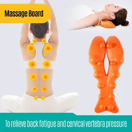 Andra massagesföremål Cervical Vertebra Massage Board Back Stretching Device Massager Board Back Traction Straight Spine Back Relax Health Care 230818