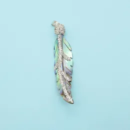 Zauber exquisit bunte Abalone -Schale halb kostbar Steinblattform Anhänger glänzender Strass -Halsketten -Accessoire