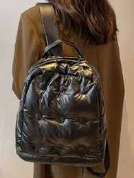 Torby szkolne Modna miękka miękka projektant plecaku Kobiety luksusowe nylon w dół bawełniane bawełniane backapcks zima 230818