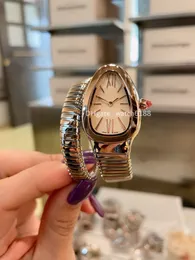 精密鋼のセルペンブレスレットと時計を備えた女性のクォーツムーブメントウォッチケース。絶妙でユニークなデザインの時計を備えたカスタマイズされたヘビ型の時計