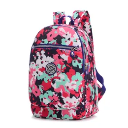 Skolväskor mode ryggsäck kvinnor väska högkvalitativ nylon blommor skolväskor mochila feminina ryggkvinnor back pack bolsa 230818