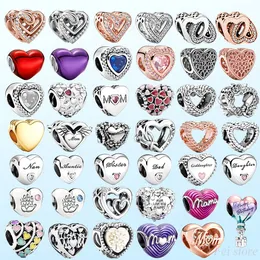 S925 Sterling Silver Heart Charme Beds Adequado para pulseiras originais Fazendo jóias para mulheres Aniversário de Natal