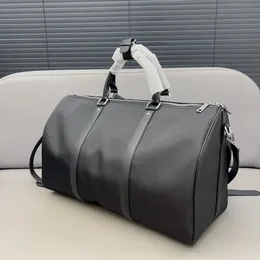 Ünlü tasarımcı erkek duffel çantalar metal üçgen etiket çanta kadın ve erkek omuz çantaları keepall toates havaalanı bagaj çantaları seyahat çantası çanta çantası fitness çantaları totes