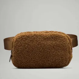 Tasarımcı Lulu Fanny Pack Kemer Çantası Serseri Göğüs Yoga Çantası Kadın Siyah Kırmızı Bumbag Erkek Dış Move Omuz Crossbody Bel Çantalar Çanta Moda Kaçınma