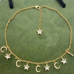 2023 New Crystal Star Letter Pendant Halsband Kvinnors 18K guld Utsökta modemärke Designer Halsband Kvinnors fest födelsedagspresent smycken