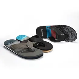 Verão Casual Flip Flip Flip para homens PU e EVA Material Use sapatos confortáveis ​​chinelos de moda masculinos por atacado