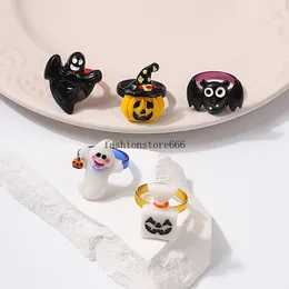 Halloween Party Ring Punk Skull Ghost Pumpkin Bat svart akrylhartsringar för män Kvinnor Finger dekorerar smycken