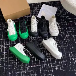 مصمم أزياء أحذية النساء رجال أحذية غير رسمية فولكان كلاسيكي أسود أبيض أخضر قماش حذاء أحذية رياضية عالية الدانتيل.