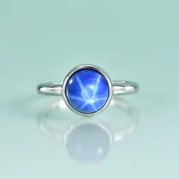 Klaster pierścienie Klejnot Beauty 925 Srebrny Silber Silver Solitaire Okrągła ramka Ustawienie gwiazdy laboratoryjnej Sapphire Pierścień dla kobiet prosta biżuteria