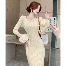 Lässige Kleider U-Neck Frauen gestrickt Midi Kleider Herbst Elegant gerippte Blütenblatt Langarm Bodcon 2023 Winter Koreanische Mode