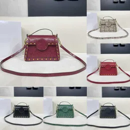 Balsam Vintage Luxurys Handtasche Damen Designer -Tasche B Buchstaben Totes Crossbody Snake Muster Messenger Bag Nagel Einkaufstasche Mehrfarbige Leder -Umhängetaschen 230815