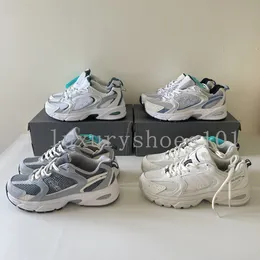 Designer Sneakers 530 White Silver Navy Women Running Shoes Men M530 Steel Grey Navy Blue Sports Shoes Coach Box