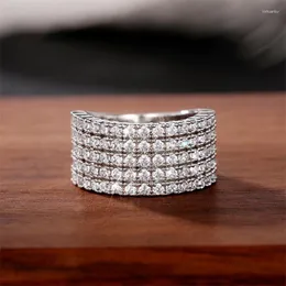 クラスターリングラグジュアリーワイドホワイトゴールド塗りつぶしリングPave CZ Stone Engagement Wedding Band for Women Bridal Jewelry