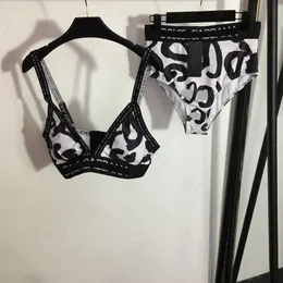 Damenmode Marke Frauen Bikini Sexy Hohl Bademode Designer Print Rückenfrei Badeanzüge Strand Baden Zweiteiler EMUV