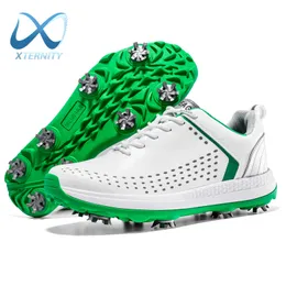 Segurança Sapatos Profissionais de Golfe Men tênis de luxo à prova d'água de alta qualidade calçados sem escorregões Spikes Sports 230821