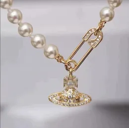 Nuove collane a pendente di moda classica per donne eleganti e quattro foglie Clover Locket Neckt Neckt Catene di girocollo di alta qualità Designer Gioielli Gold Gold 18K