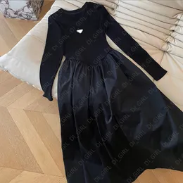 2023 Женские дизайнерские длинные платья Deess Calssic с треугольными пинтами, летняя тонкая цельная юбка с цепочкой