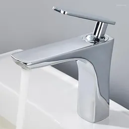 Bathroom Sink Faucets Basin Faucet Single Lever Square And Cold Water Tap Deck Mounted Vessel Mixers Hole