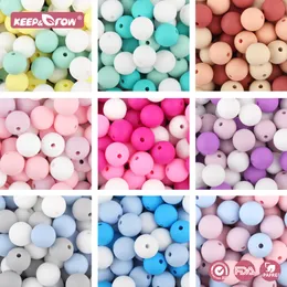 Texters oyuncakları büyümeye devam et 60pcs silikon boncuklar 12mm gıda sınıfı diş çıkarma kolye yuvarlak perle teether çiğnenebilir hemşirelik bebek 230822