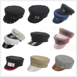 Simple RB Hat Women Men Street Fashion Style Cappelli Sboy Beretti neri Capsini piatti per cabine Drop Casp GX220520280Q