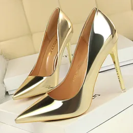 Dress Shoes Women Patent Leather Pumps 7.5cm 10.5cm High Heels Lady Stiletto Low Heels Wedding Bridal Mteallic Silver Gold Sparkly Shoes 230822