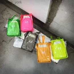 Totes 2019 mode billigt transparent väska kvinnor crossbody klaffsäckar pvc neon väska sommar strand axel väska godis färg gelé handväskor hkd230822