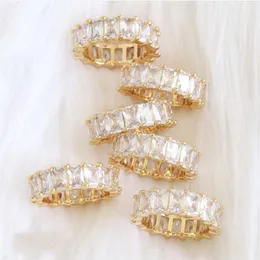 Ringos de cluster Faixa feita à mão Pavimenta Radiant Cut Diamond Band Ring Luxury 14K Gold Engagement Cocktail Wedding for Men Men Jewelry206k