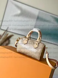 Förbeställning nu designer speedy nano guld väska kudde handväska kvinnor tote lyx axel crossbody väskor plånbok hobo purses högkvalitativa messenger m82242