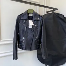 Classic Women Designer Short Jackets Black Genuine Leather Causal Jacket Lapel Neck Outdoor Motorcycle Biker Coat Fashion Hip Hop Streetwear H13