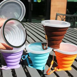 Muggar Portable Foldble Cup Silicone Infällbara fällkoppar med lock Söt hopfällbar utomhusflaska