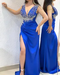 Augusti ASO EBI Royal Blue Sheath Prom Dress Pärled Crystals Evening Formal Party Second Reception Födelsedagsengagemang Klänningar Klänningar Robe de Soiree ZJ7115 407