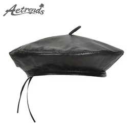 AETRENDS Women's Berets Black Real Sheepskin Leather Beret Hats for Women Waterproof Flat Artist Hat Z-10100349n