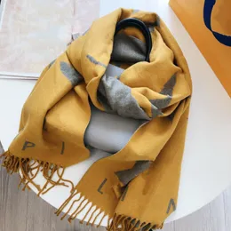 Winter Designer Schal Luxus V -Schals für Frauen Kaschmir -Wollmenschen Langer Schalfashion Klassiker Brief Kaschmirschals mit Schachtel