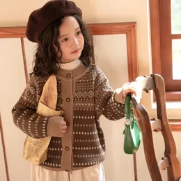 Pullover Children's Clothing Autumn Knitted Sardigan Girls 'Vintage Wzór SWEATER BABY BABY 230823