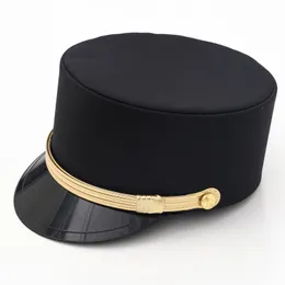 Berets Luxury Hat Women Men Military Caps Anime Cosplay Top Flat Female Autumn el Waiter Captain for Stage Performance 230822