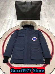 Parkas Coats Erkek Kadın Tasarımcıları Ceketler Down Ceketler Homme Kış Kürk Hoody Apparel Fourrure Mektuplar Baskılı Outwears Tasarımcı Kuyumcu