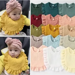 Bebek geğirme bezleri düz renkli bebek önlükleri yenidoğan fırfır pamuk tükürük havlular türban dantel besleme bib bebek erkek kız bandana 16 tasarım