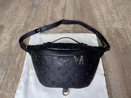 Designers de luxo Bolsas de cintura clássicas Bolsas de bumbag de nylon preto clássicas Designer de alta qualidade Fanny Pack Louise Purse Vutton Crossbody Viuton Bag